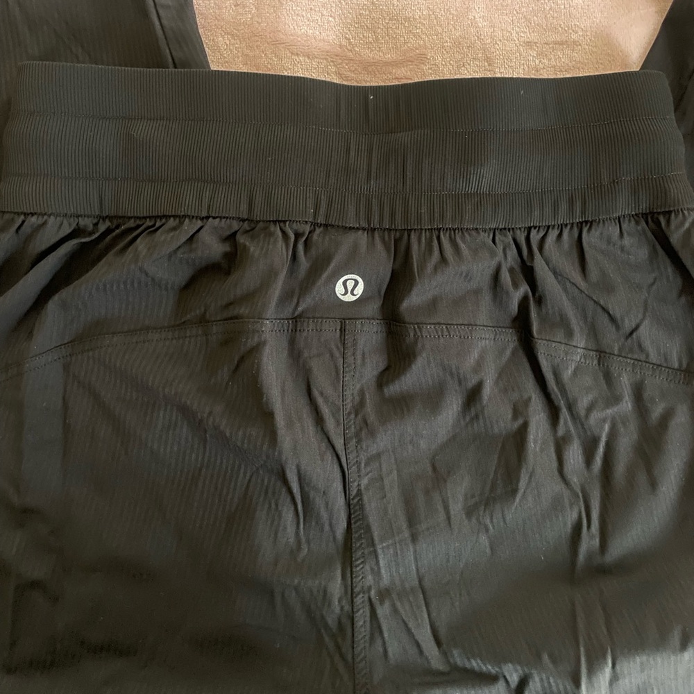 lululemon joggers